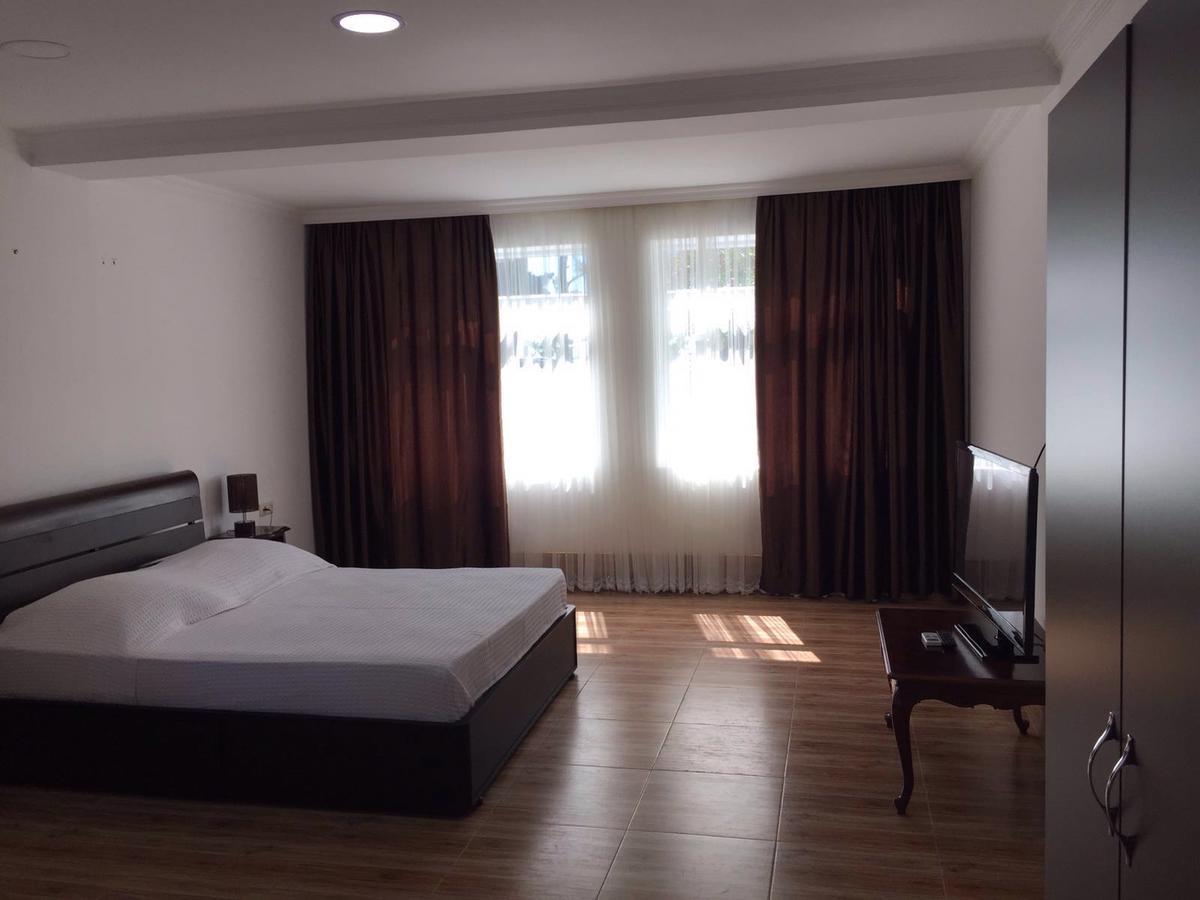 קובולטי Hotel Simpatia מראה חיצוני תמונה
