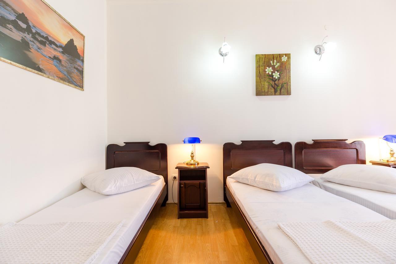 קובולטי Hotel Simpatia מראה חיצוני תמונה