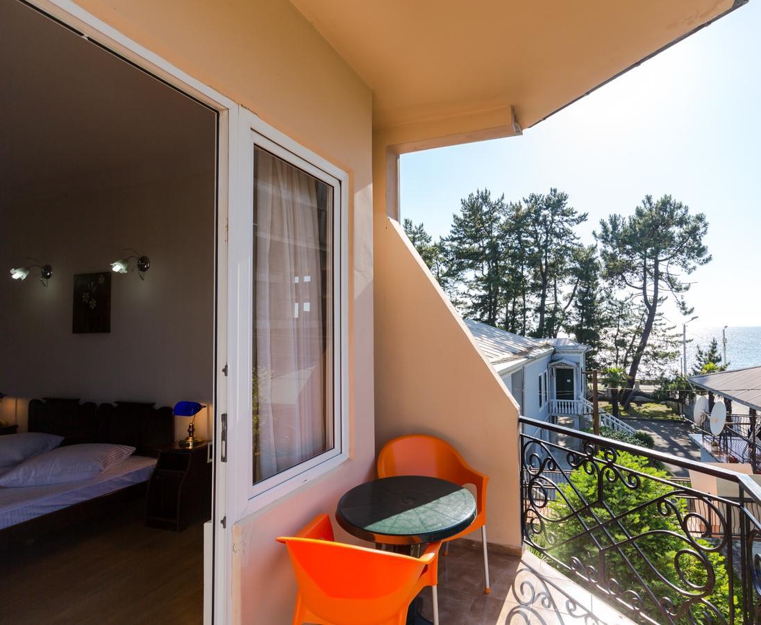 קובולטי Hotel Simpatia מראה חיצוני תמונה