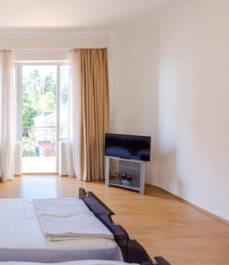 קובולטי Hotel Simpatia מראה חיצוני תמונה